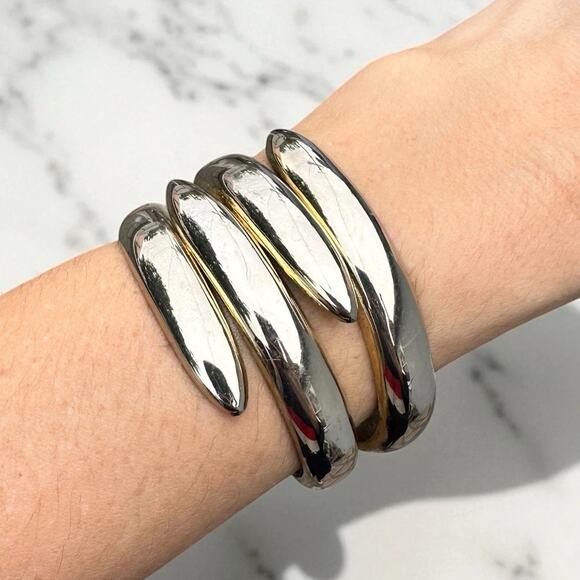Silver Tone Sculptural Clamper Bracelet Modernist Minimalist Vintage ? Chrome - Picture 1 of 5